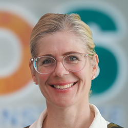 Iris Loscher