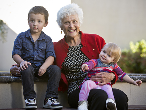 Fiona Stanley with kids